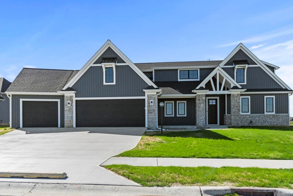 12333 Blue Jay Trail, Fort Wayne, IN 46814