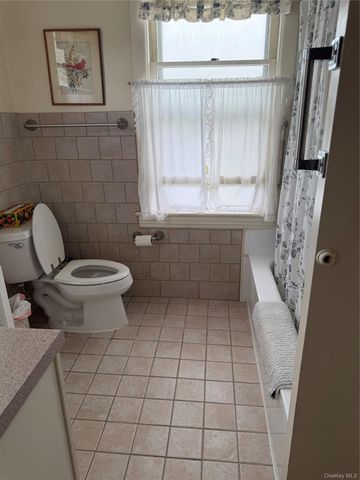 39-11 215th Street, Bayside, NY 11361