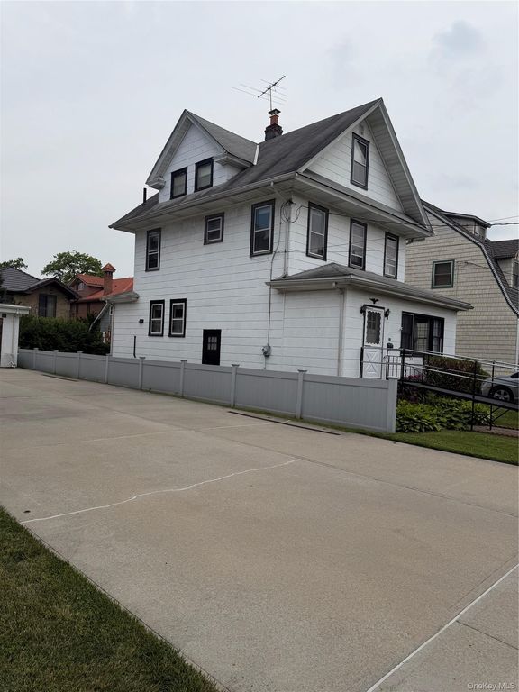 39-11 215th Street, Bayside, NY 11361