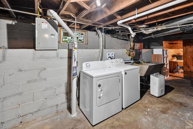 815 S 24Th Street, South Bend, IN 46615