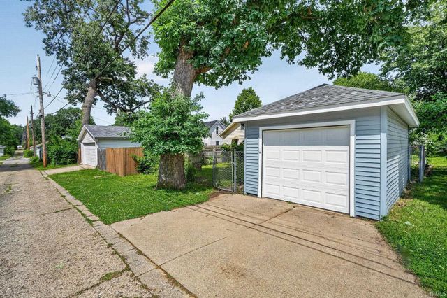 815 S 24Th Street, South Bend, IN 46615