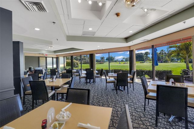 8980 S Hollybrook Boulevard 304, Pembroke Pines, FL 33025