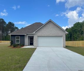 36825 Cryer Rd, Denham Springs, LA 70706
