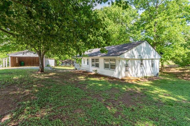 514 Grady Street, Waleska, GA 30183