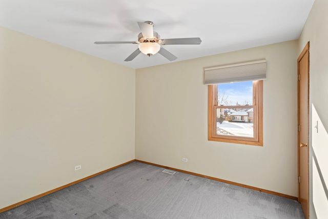 1136 Ten Pin Lane, Zion, IL 60099