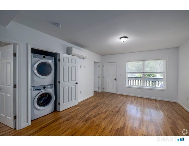 66 High Street 1D, Bristol, CT 06010
