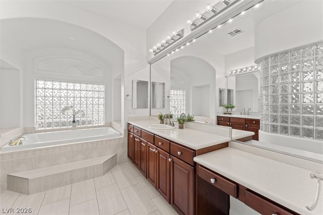 9429 Queen Charlotte Drive, Las Vegas, NV 89145