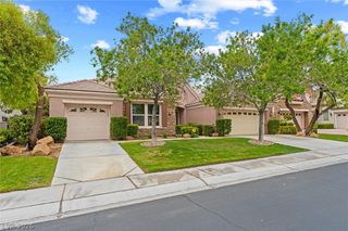 9429 Queen Charlotte Drive, Las Vegas, NV 89145
