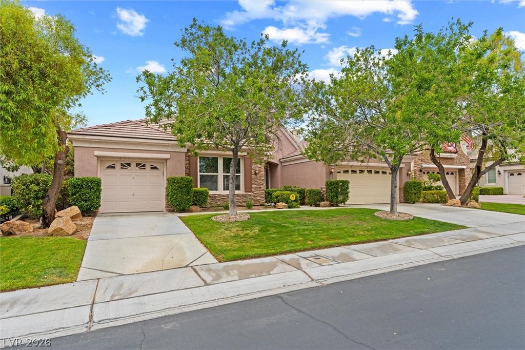 9429 Queen Charlotte Drive, Las Vegas, NV 89145