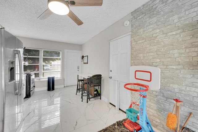 1331 S Palmway, Lake Worth Beach, FL 33460