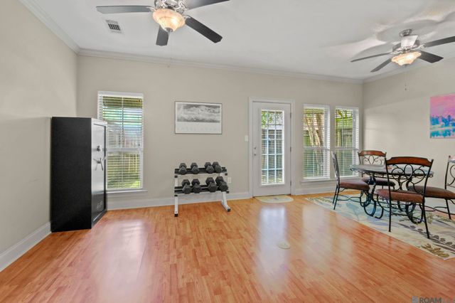 20210 De Chene Dr, Walker, LA 70785