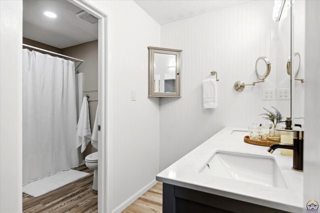 3101 SW Wanamaker Dr Apt 113, Topeka, KS 66614