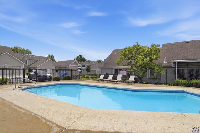 3101 SW Wanamaker Dr Apt 113, Topeka, KS 66614