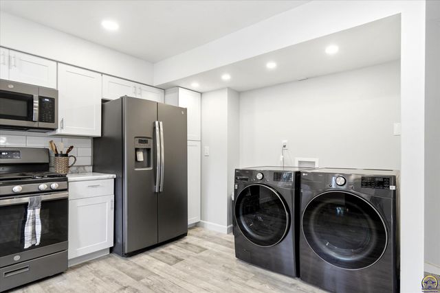 3101 SW Wanamaker Dr Apt 113, Topeka, KS 66614