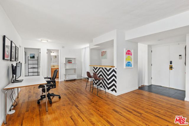5950 Buckingham 305, Culver City, CA 90230