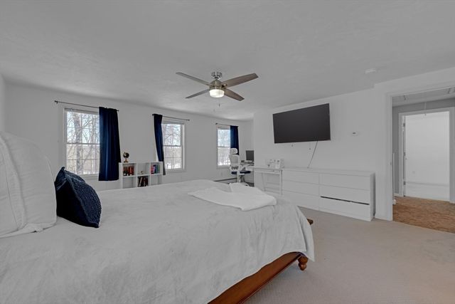 66 Ferry St, Grafton, MA 01560
