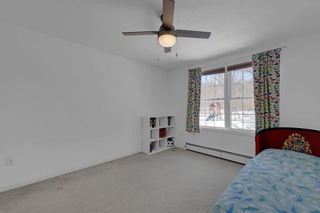 66 Ferry St, Grafton, MA 01560