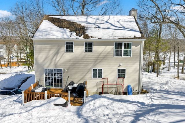 66 Ferry St, Grafton, MA 01560
