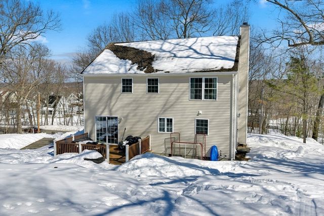 66 Ferry St, Grafton, MA 01560