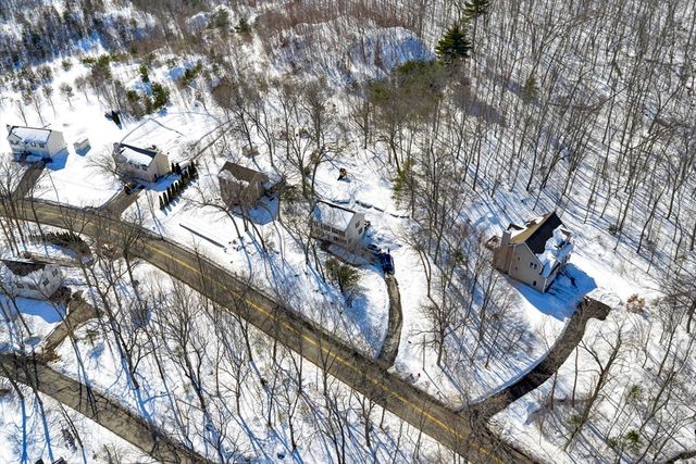 66 Ferry St, Grafton, MA 01560