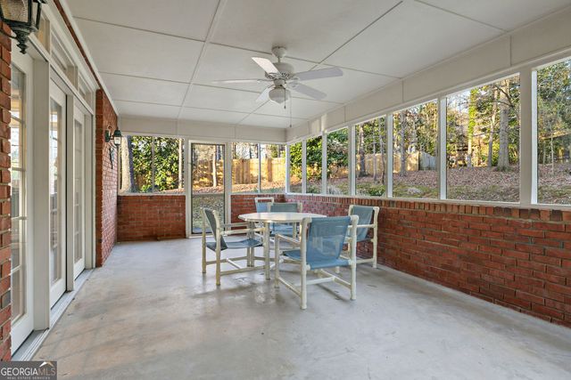 811 Collinwood Road SE, Rome, GA 30161