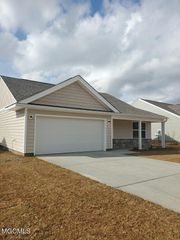 14806 Audubon Lake Boulevard, Gulfport, MS 39503