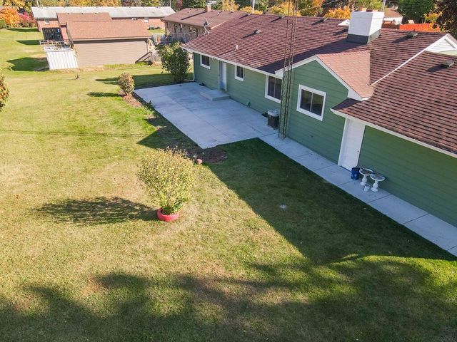 5204 85th STREET, Pleasant Prairie, WI 53158