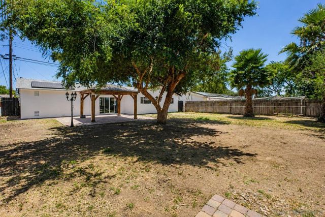 834 Elkelton Blvd, Spring Valley, CA 91977