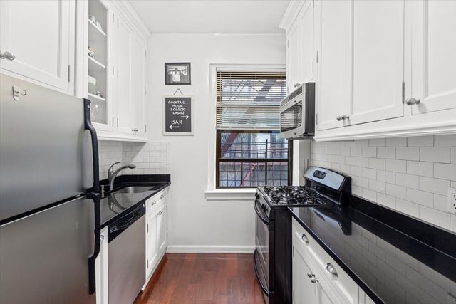 854 W 181st St Apt 5D, New York City, NY 10033