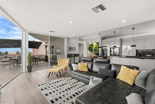 1777 Puterbaugh Street, San Diego, CA 92103