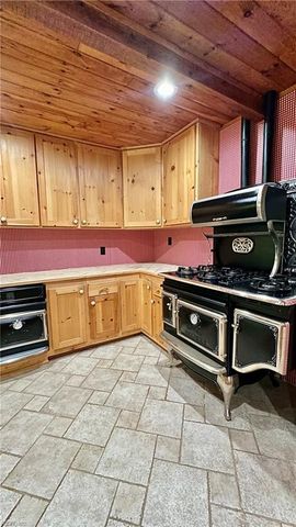3878 Bock Road RD, Barhamsville, VA 23011