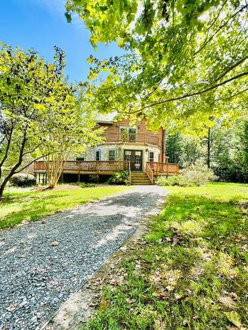 3878 Bock Road RD, Barhamsville, VA 23011