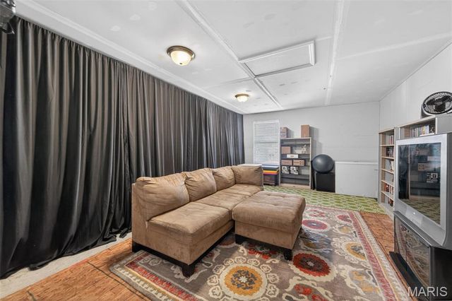 1016 Glengarry Drive, Wentzville, MO 63385