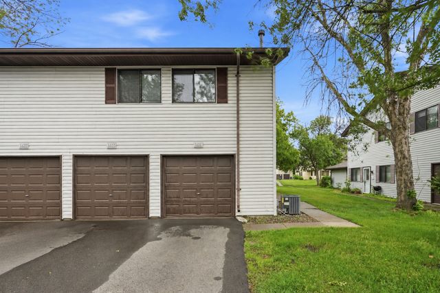 6616 84th Court N, Brooklyn Park, MN 55445