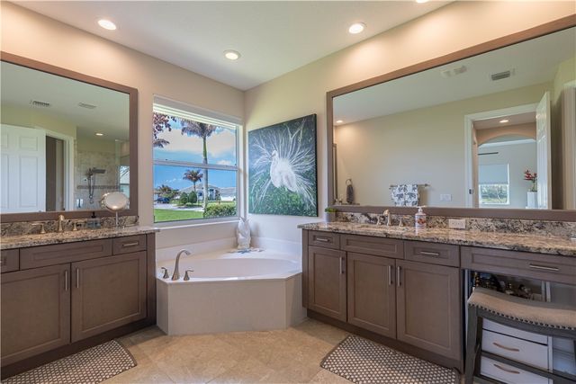 510 Caroline Drive, Vero Beach, FL 32968