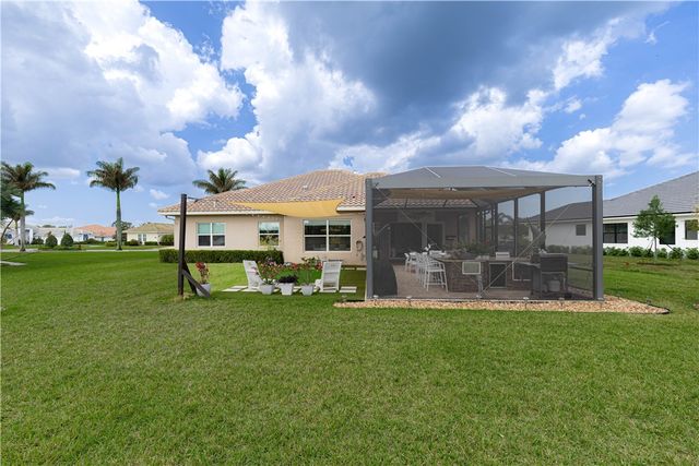 510 Caroline Drive, Vero Beach, FL 32968