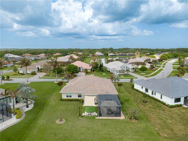 510 Caroline Drive, Vero Beach, FL 32968