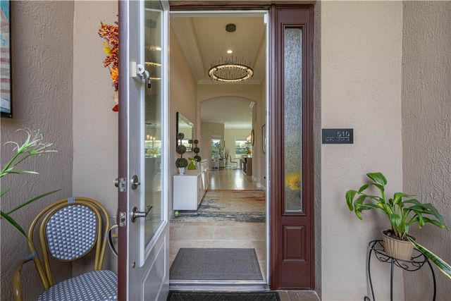 510 Caroline Drive, Vero Beach, FL 32968