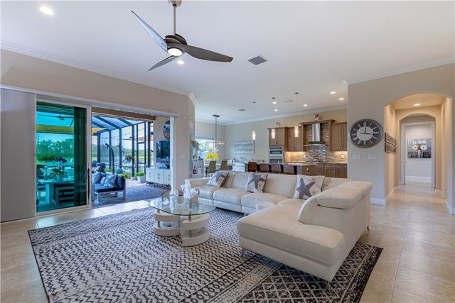 510 Caroline Drive, Vero Beach, FL 32968