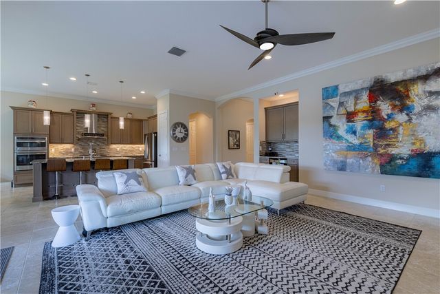 510 Caroline Drive, Vero Beach, FL 32968