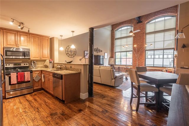 618 MAIN Street 01-308, Coventry, RI 02816