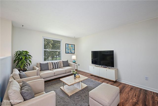 1262 Carol Drive, Kent, OH 44240