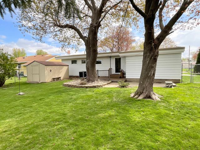 1405 5th Street NW, Austin, MN 55912