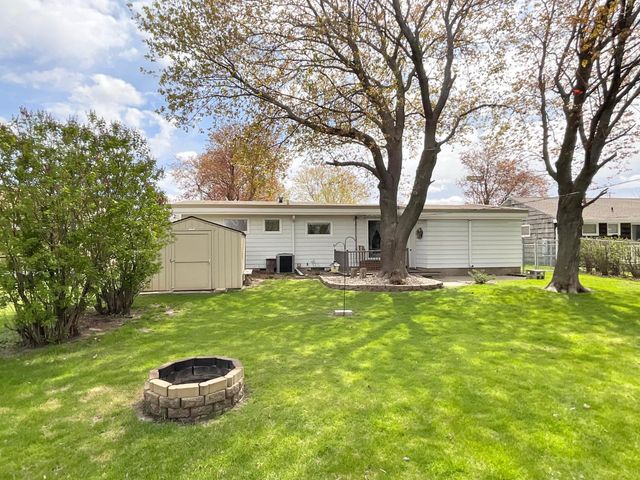 1405 5th Street NW, Austin, MN 55912