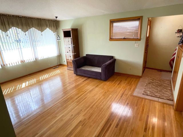 1405 5th Street NW, Austin, MN 55912
