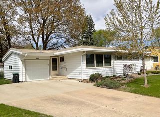 1405 5th Street NW, Austin, MN 55912