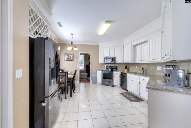 3200 Mayflower Lane, Sumter, SC 29150