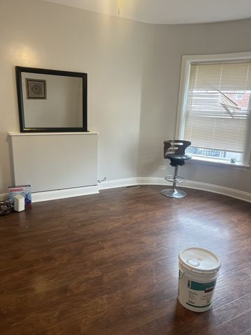 6342 S Vernon Avenue, Chicago, IL 60637