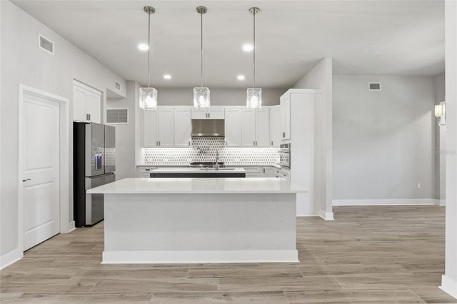 12390 SW 6TH PLACE, Newberry, FL 32669