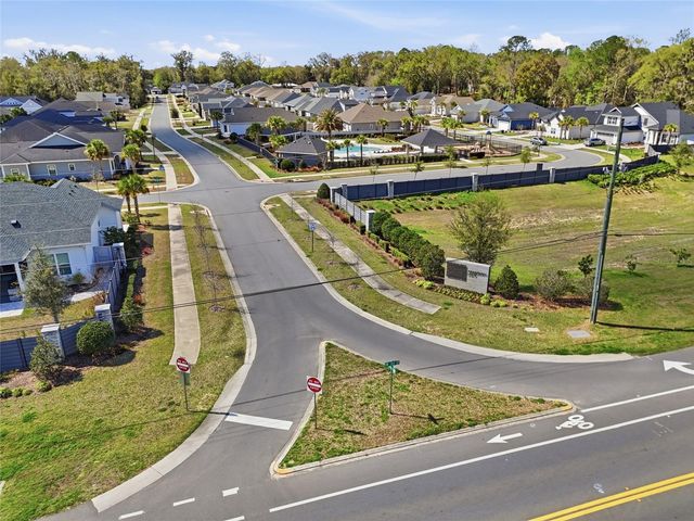 12390 SW 6TH PLACE, Newberry, FL 32669